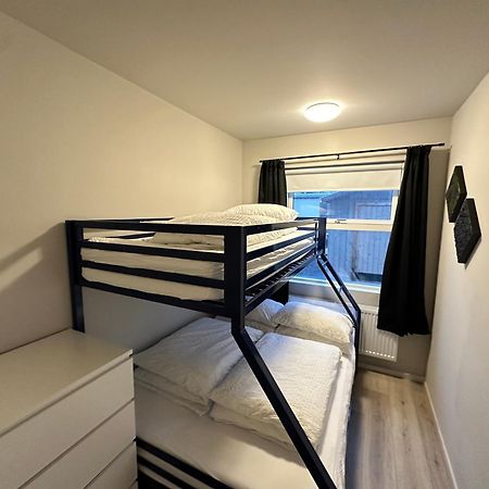 Spacious And Family Friendly Apartment In Kopavogur Reykjavík Esterno foto