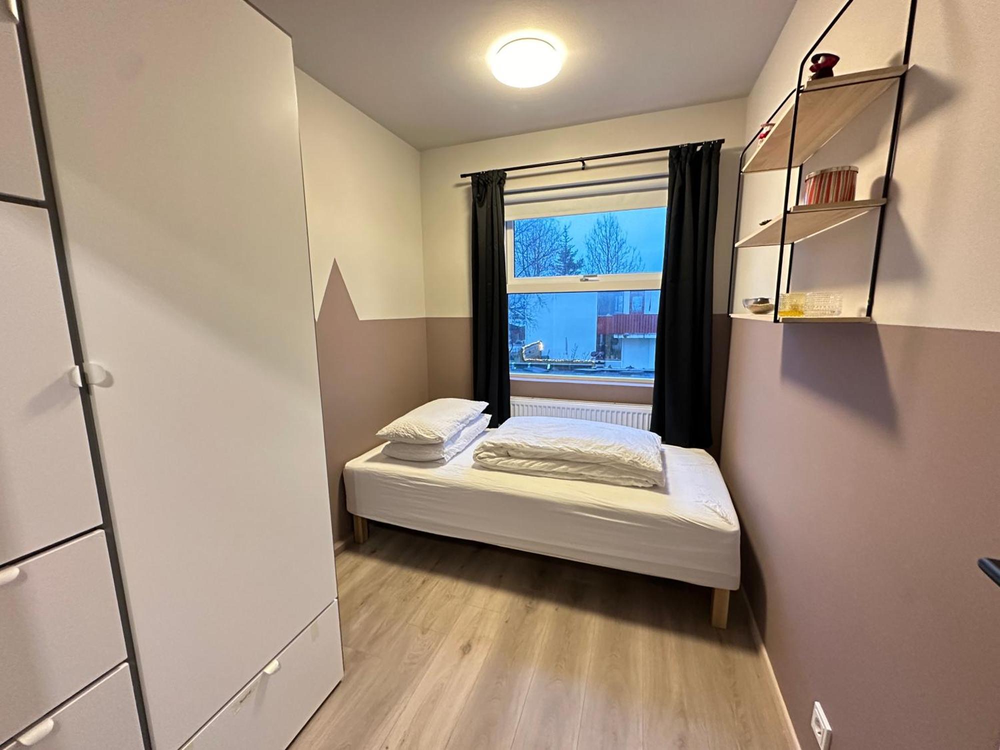 Spacious And Family Friendly Apartment In Kopavogur Reykjavík Esterno foto